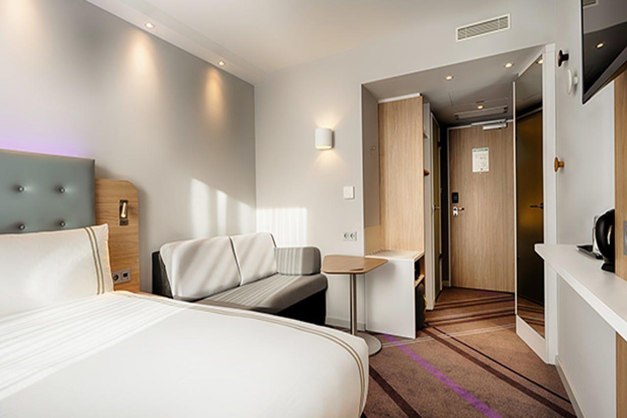 Premier Inn Leipzig City Hahnekamm エクステリア 写真