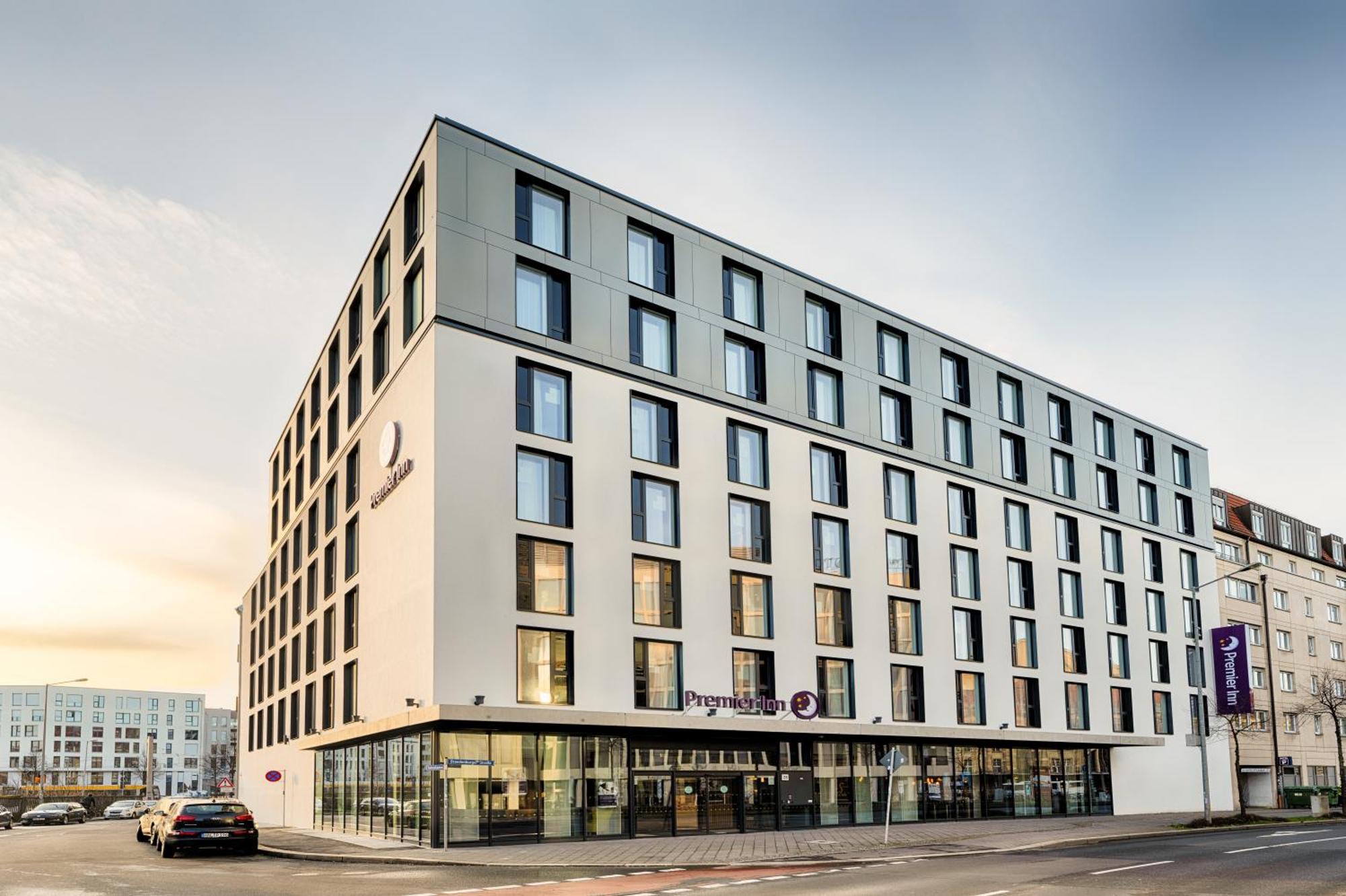 Premier Inn Leipzig City Hahnekamm エクステリア 写真